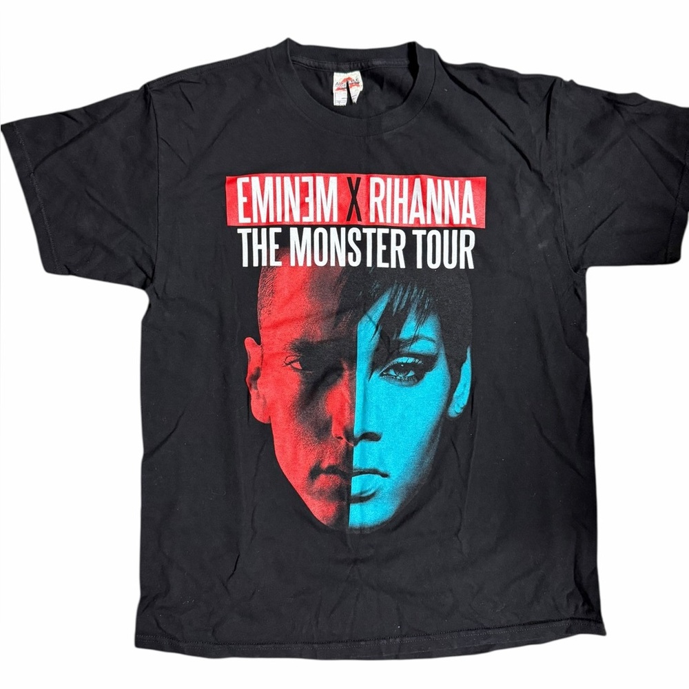 Eminem Rhianna The Monster Tour 2014 Shirt Large Black Double Sided  T-shirt
